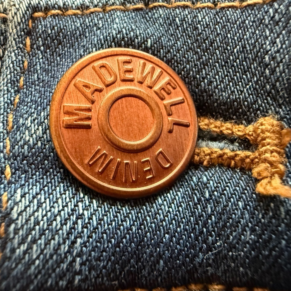 Madewell roadtripper style woman’s jeans. High rise stretch size 27 inseam 27”. - Picture 5 of 6